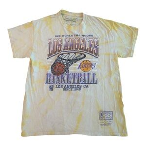 Los Angeles Lakers Mitchell & Ness Graphic Tshirt
